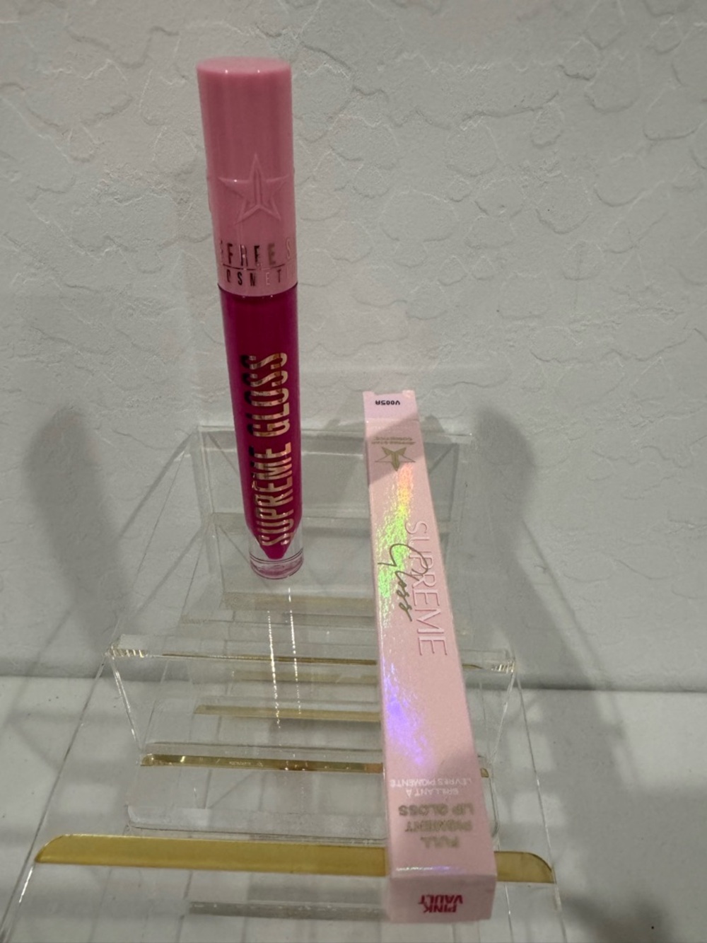 Jeffree Star Lip Gloss in Vibrant Pink Vault